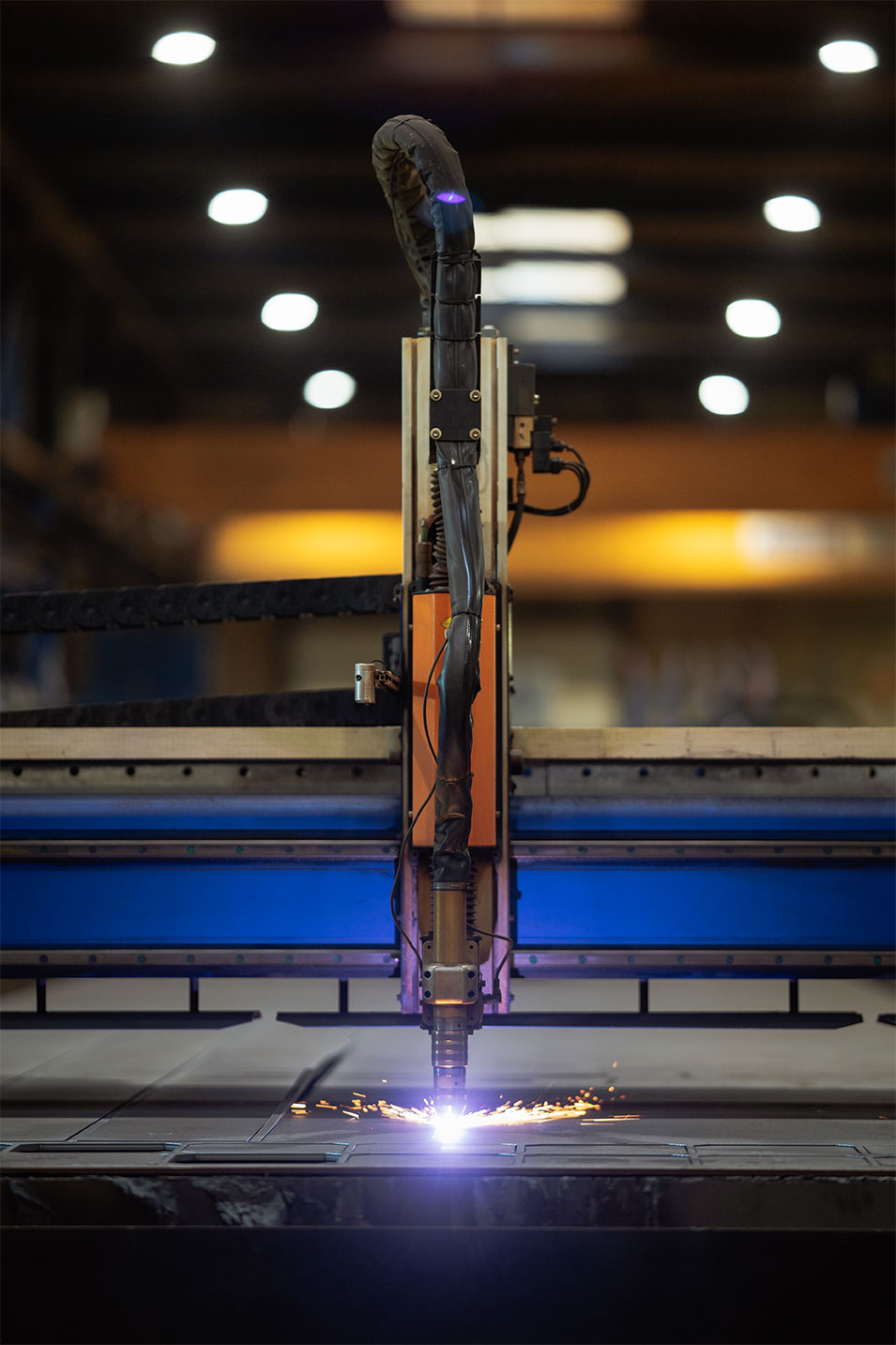 plasma staal snijden bij staal leverancier
