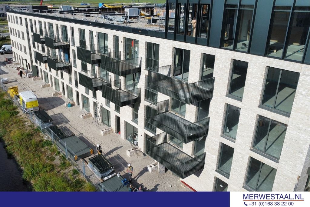 Huis-aan-de-haven-in-Leeuwarden-Merwestaal-4 Harcotom staallevering door Merwestaal