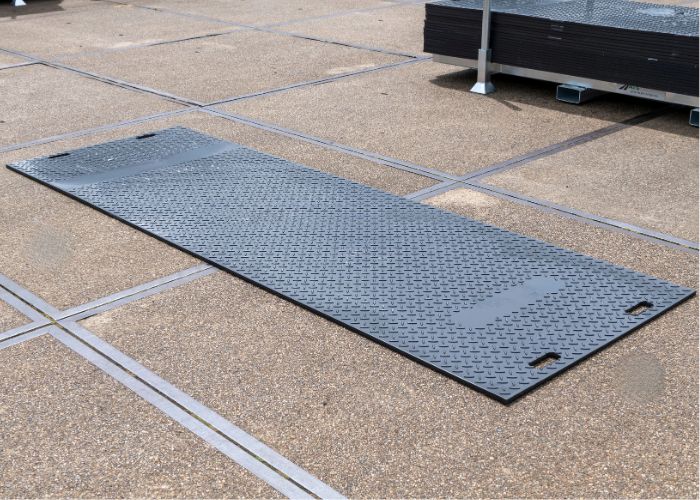 kunststof rijplaat afmeting 3000 x 1000 x 15 mm aanzicht